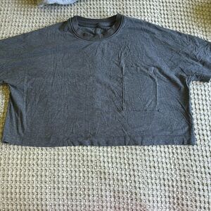 Lululemon crop boxy pocket tee